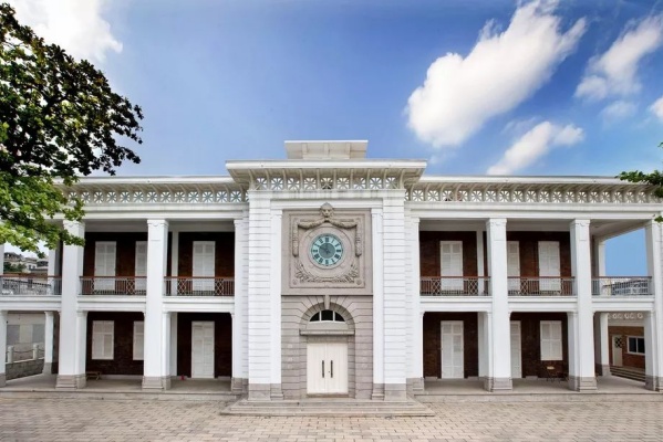 Top Laboratory Equipment and Disposables Market Companies - Rankings, Profiles, SWOT Analysis & Strategic Outlook