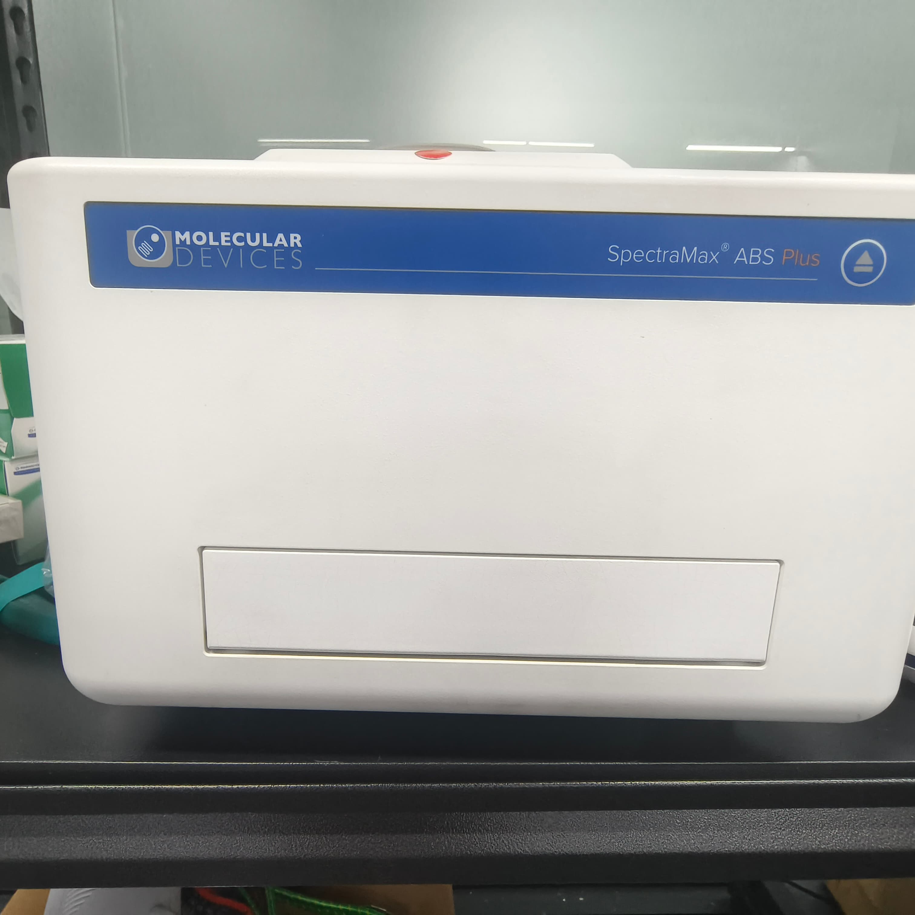 Molecular Devices SpectraMax® ABS Absorbance Microplate Reader