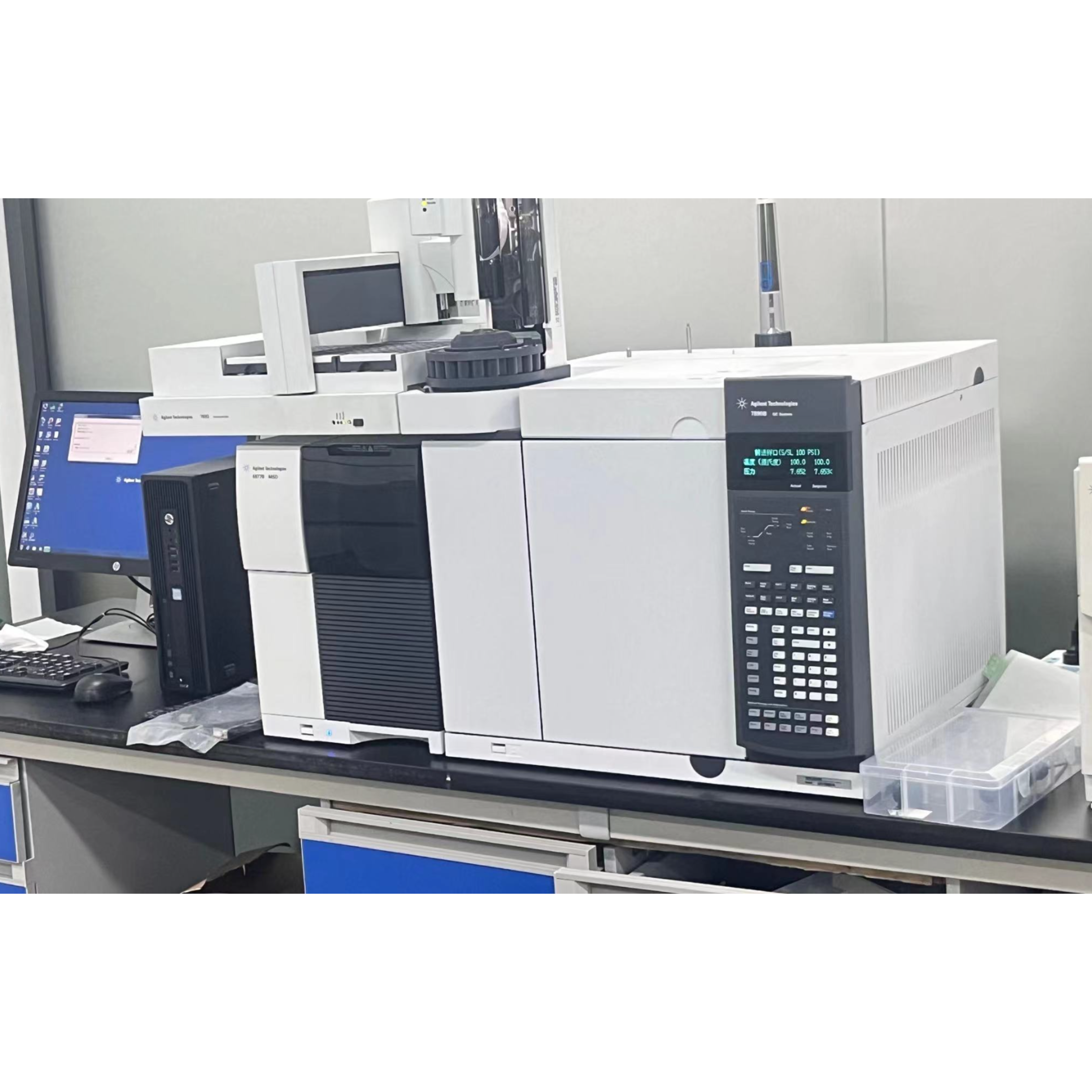 Possible Causes of Water Leaking from the Bottom of a Biochemical Incubator