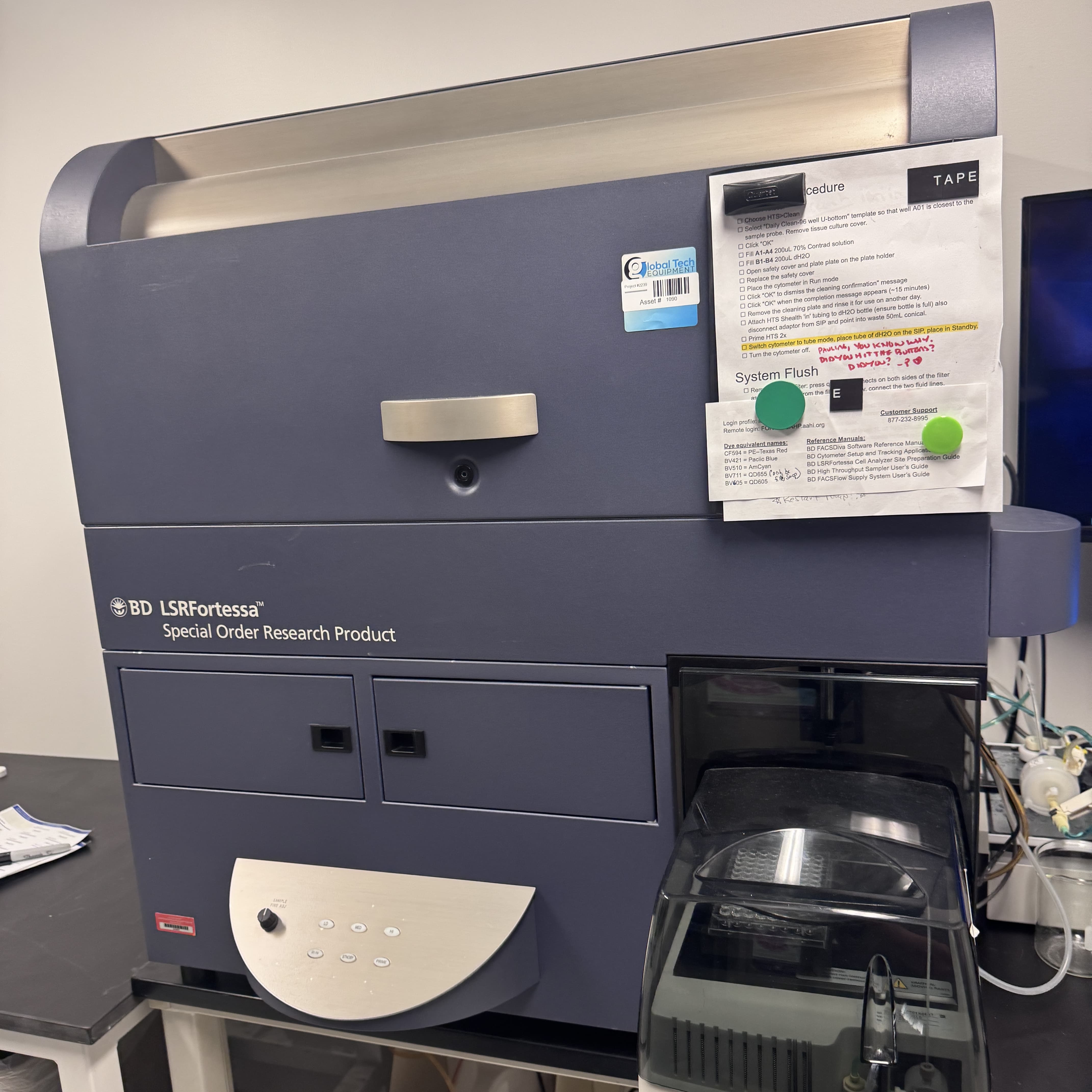 BD LSR Fortessa Cell Sorter，4 laser system with HTS, PC, Diva 9.0 software w/dongle, sheath cart. Extra supplies