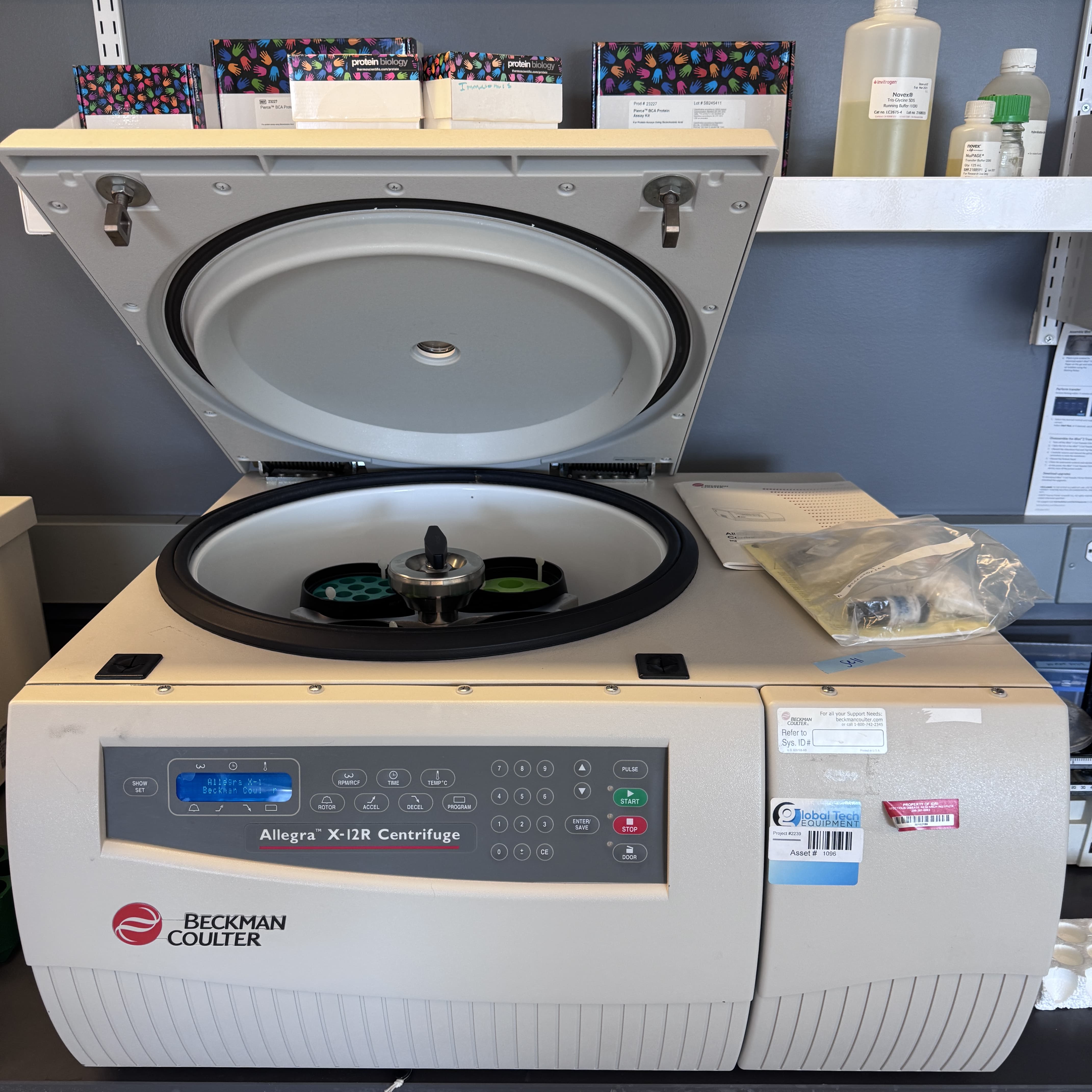 Beckman Allegra X-12R Centrifuge, SX4750A Rotor and buckets